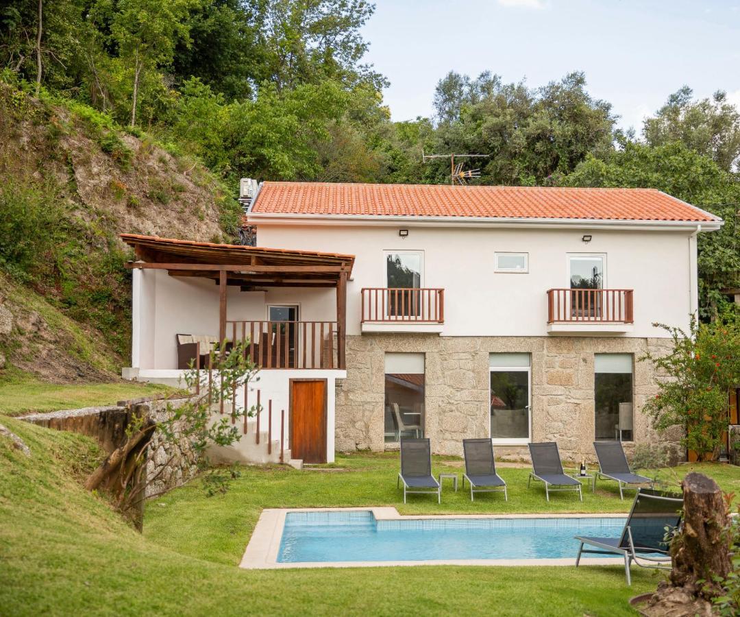 הוילה טראס דה בורו Casa Da Pontelha By Geres Casas מראה חיצוני תמונה