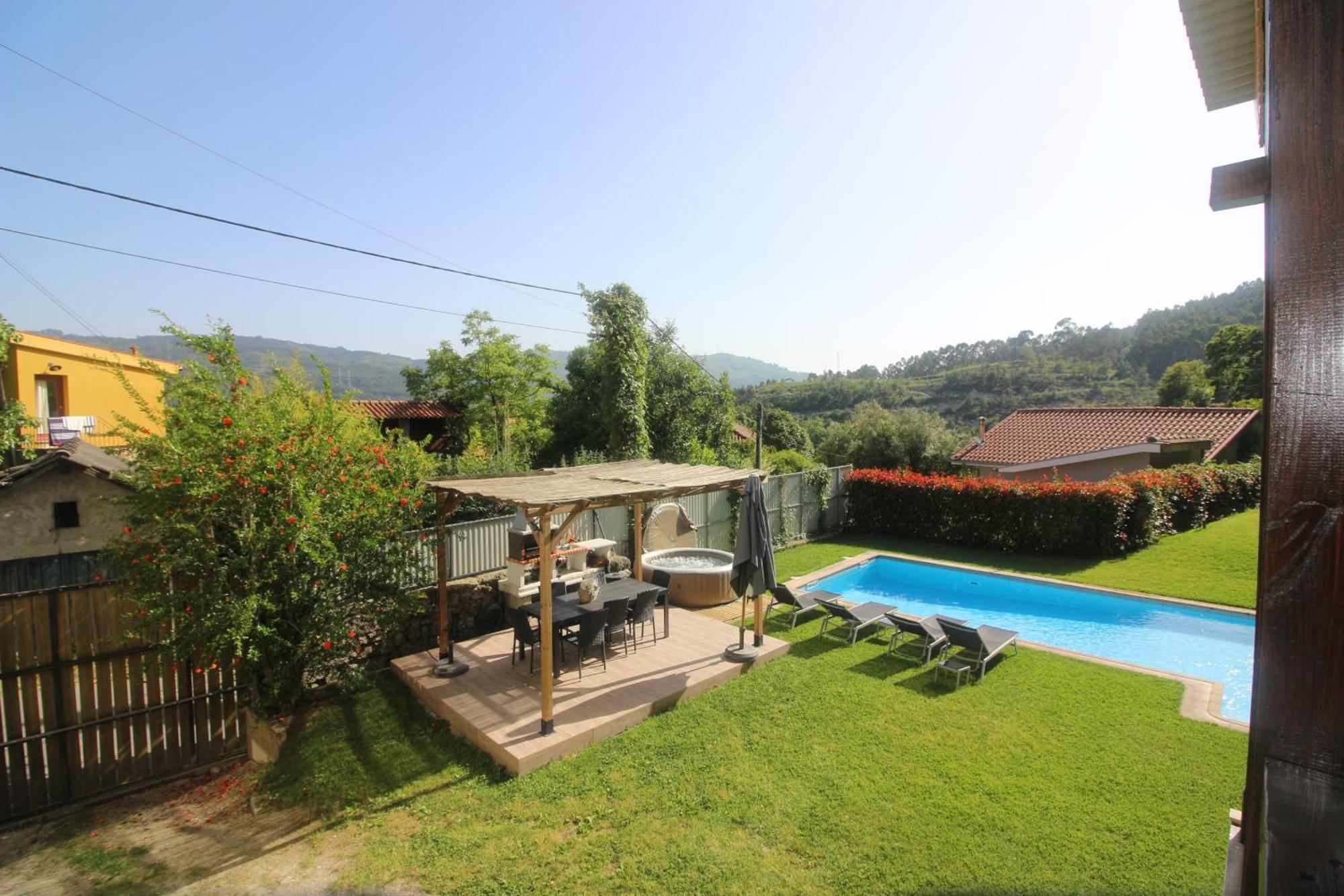 הוילה טראס דה בורו Casa Da Pontelha By Geres Casas מראה חיצוני תמונה